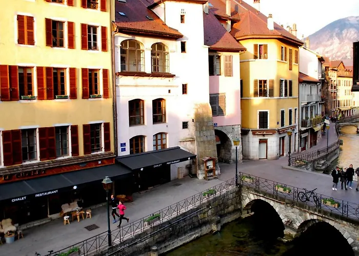 Ski Resorts in Annecy